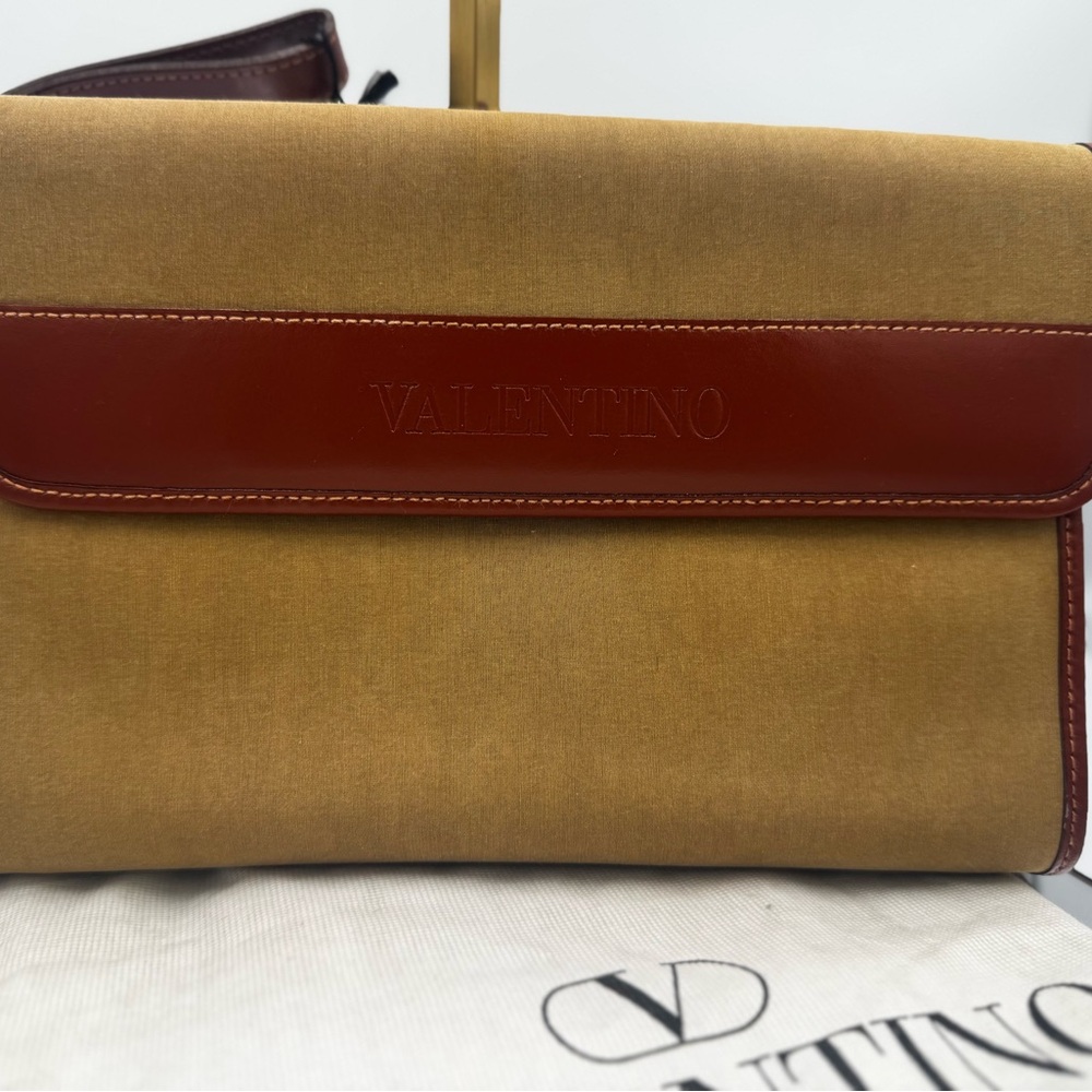 Valentino Tan and Red Wallet Elegant Design